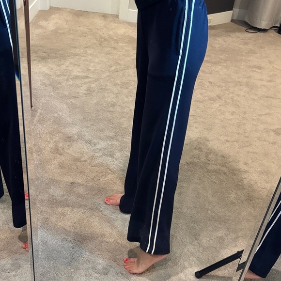 Elie Tahari Small Women's Black Track Suit with White Stripes - Picture 3 of 8